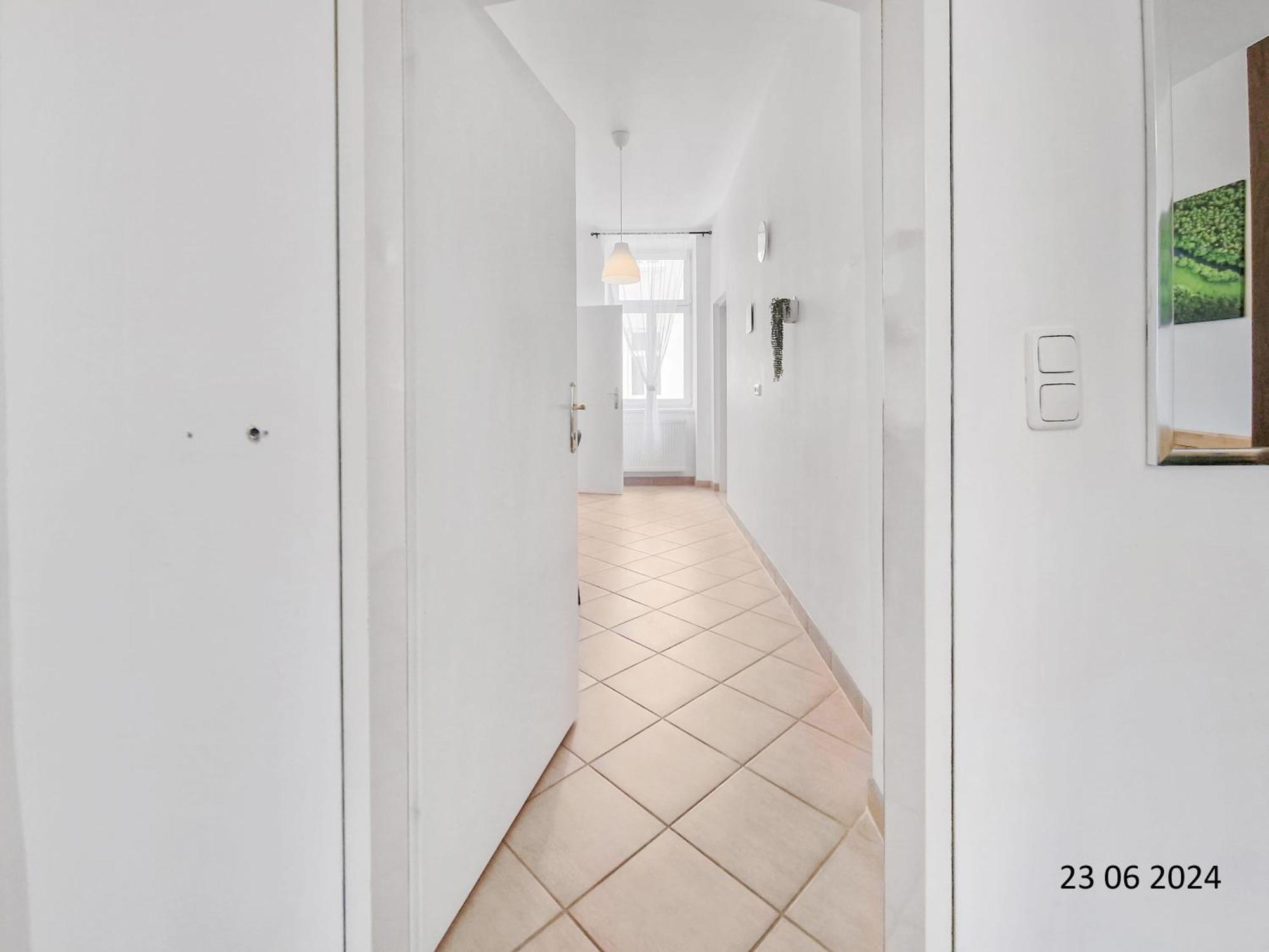 Elegant Three-Bedroom Suite Wien Exteriör bild