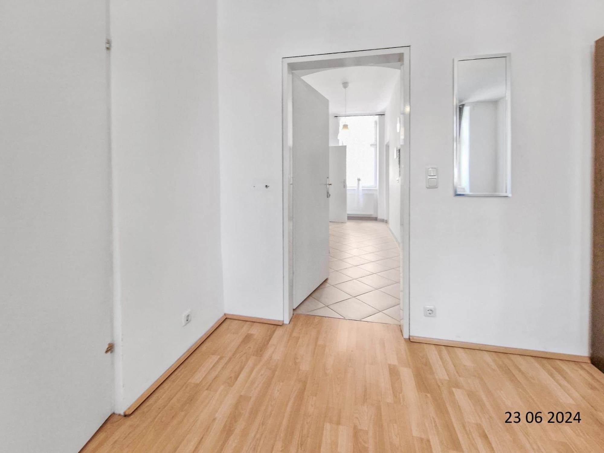 Elegant Three-Bedroom Suite Wien Exteriör bild
